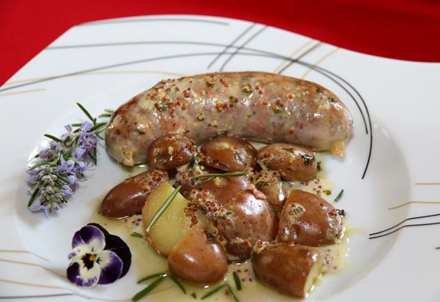 Andouillette au vin blanc sauce moutarde à l'ancienne