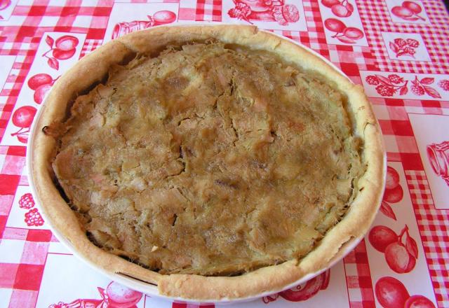 Tarte à la rhubarbe et aux spéculoos