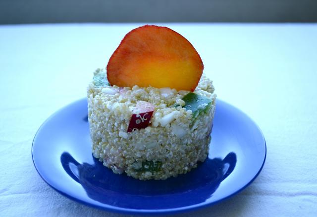 Salade de quinoa, feta et nectarine