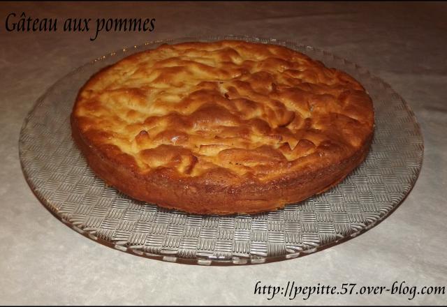 Gâteau ultra moelleux aux pommes