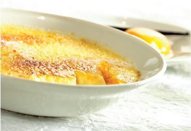 Crème brûlée caramélisée au sucre blanc