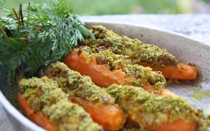 Carottes primeurs à l'agneau et à la pistache