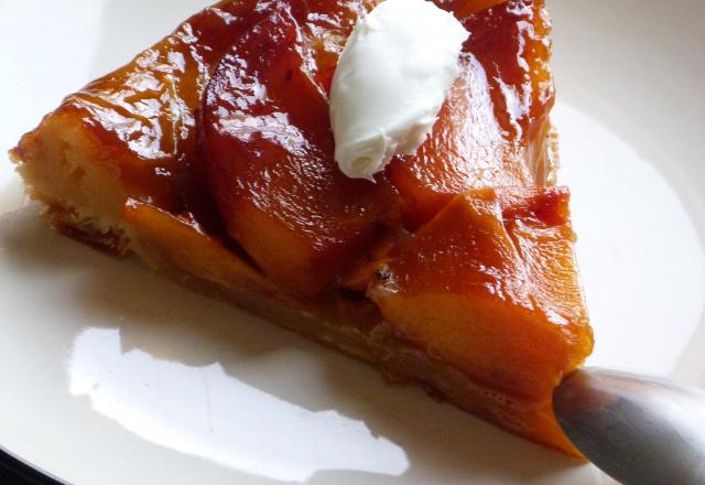 Tatin de kakis persimon au poivre de Jamaïque