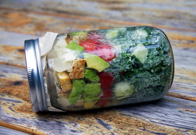 Ces salades en bocaux Mason Jar qui font fureur aux USA : vous connaissez ?