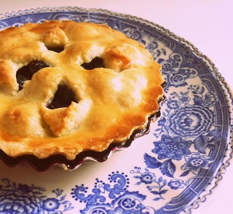 Mini blueberry pie