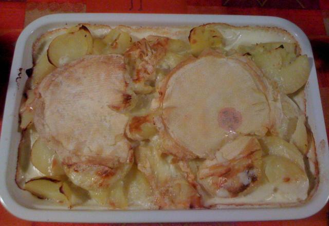 Tartiflette généreuse à la crème entière