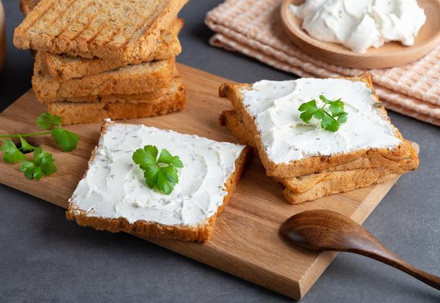 Fromage frais : si vous l’utilisez dans des sandwichs, attention à cette règle de conservation !