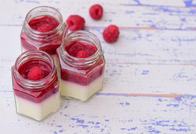 Panna cotta et sa compotée de framboises au thermomix