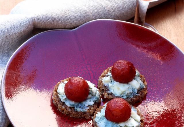 Tapas Roquefort et poire pochée au porto