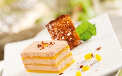 Mille-feuille de foie gras et mangue