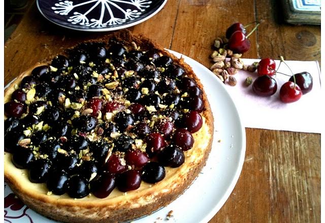 Cherry cheesecake, pistaches et sirop d'orgeat