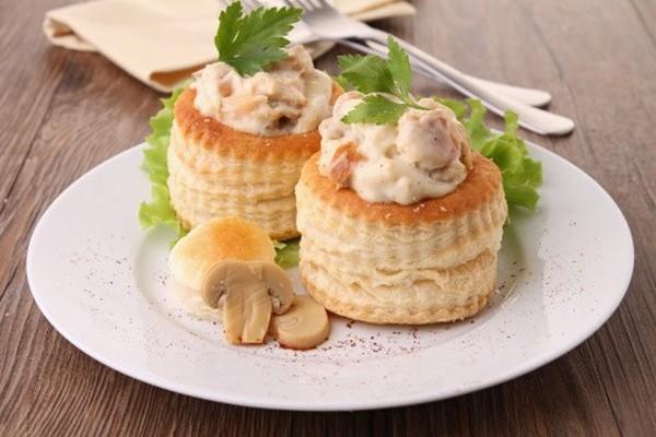 Vols au vent de poulet aux champignons