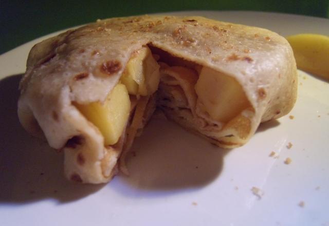 Tourte crêpe de pomme & sauce caramel