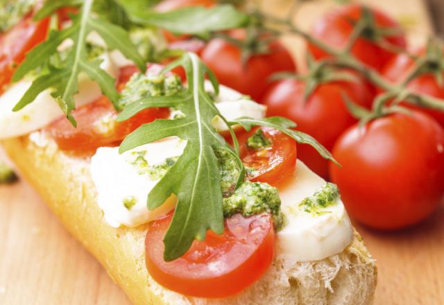 Tartine tomate et fromage