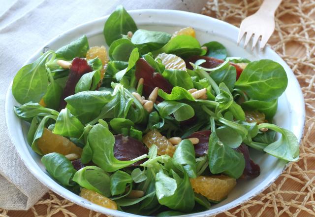 Salade de mâche, clémentines et magret séché