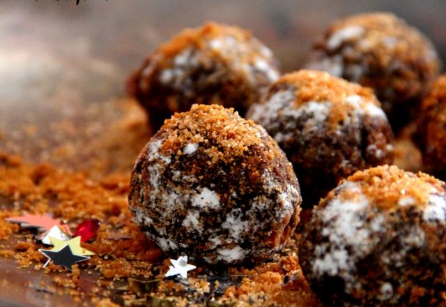 Rochers noirs à la liqueur de pistache et éclats de biscuits Speculoos