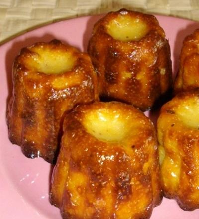 Canelés à la fève tonka