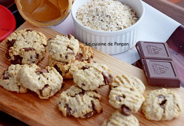 Cookies aux flocons d'avoine, beurre de cacahuète et pépites de chocolat