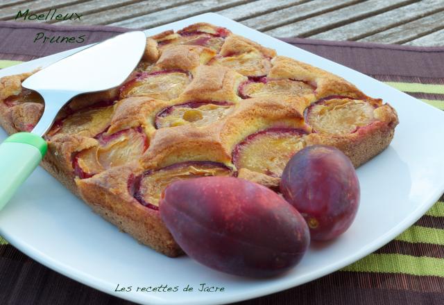 Gâteau moelleux aux prunes