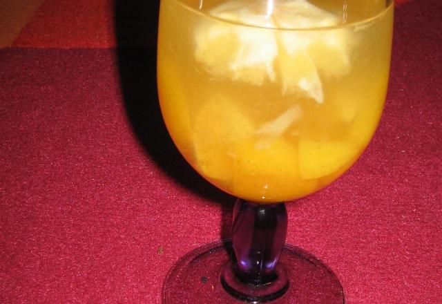 Sangria blanche rafraîchissante