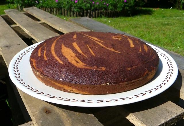 Zebra cake à la vanille, Amaretto, chocolat et orange confite