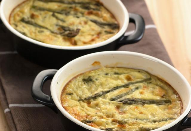 Clafoutis aux asperges vertes et Crème de Saint Agur