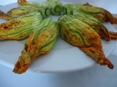 Fleurs de courgettes farcies à la ricotta rapides