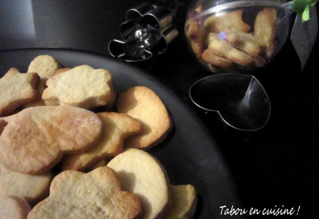 Sablés de Noël à la cannelle et l'huile de noisette