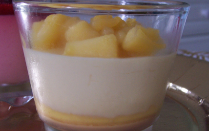 Verrine pommes - vanille, sauce caramel