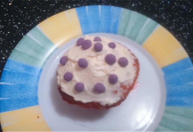 Cupcakes aux pralines roses glaçage au mascarpone