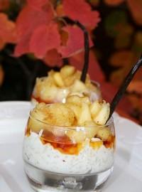 Riz au lait de coco et pommes caramélisées