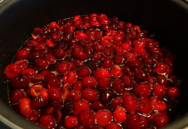 Confiture de cerises maison