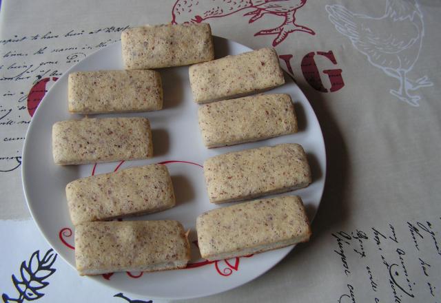 Financiers aux amandes économiques