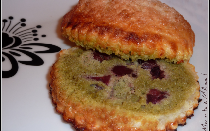 Galettes individuelles, aux cerises et frangipane matcha