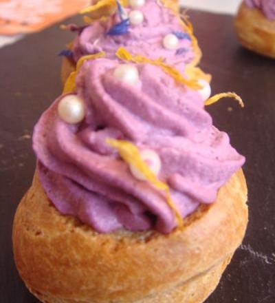 Choux à la violette qui pétille