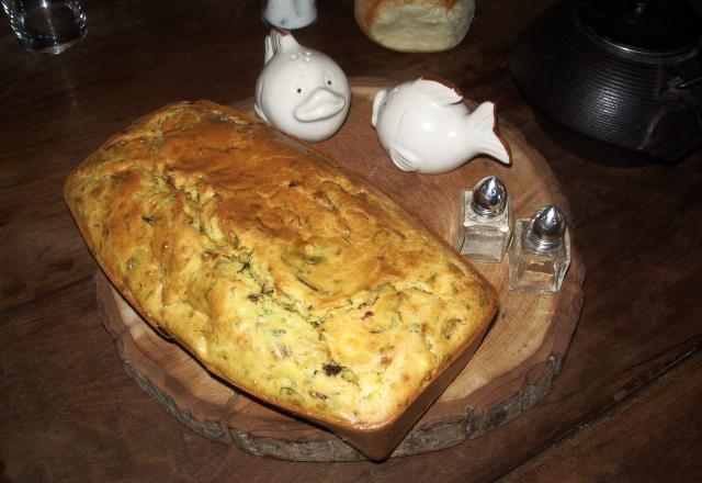 Cake aux oignons, ricotta et aux herbes