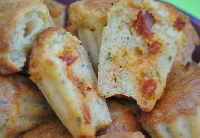 Bouchées cannelés au chèvre frais et chorizo