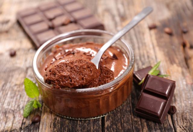 Ce chef dévoile son astuce pour faire une mousse au chocolat sans œuf aussi aérienne que la recette originale