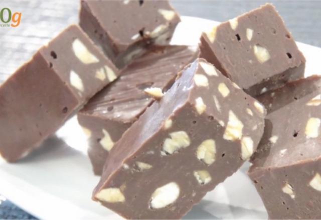 Fudge au chocolat et beurre de cacahuètes