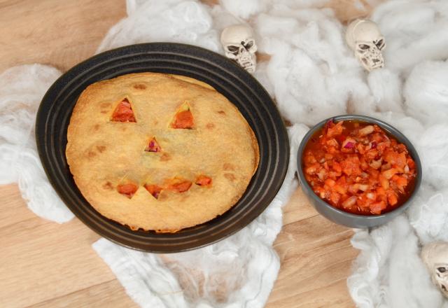 Quesadillas d'Halloween et sa sauce sanglante