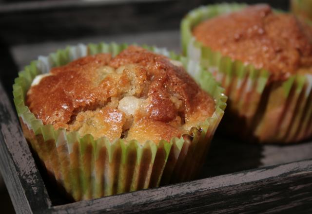 Muffins à la rhubarbe et au sucre perlé