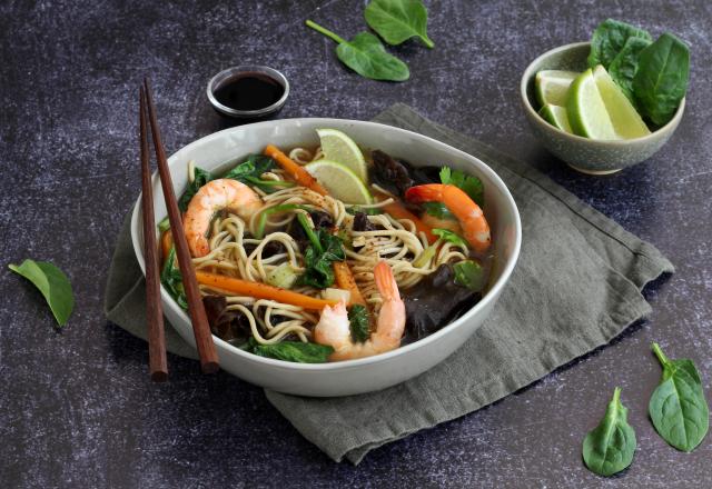 Ramen aux champignons et aux crevettes