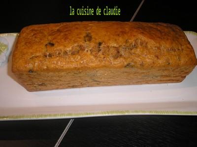 Cake aux aubergines et thon à la tomate