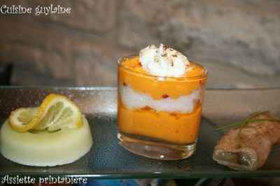 Assiette printanière : verrine de carotte espuma au chèvre, nem crevettes et asperges vertes, sorbet fromage blanc aux féves