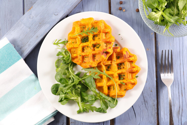 Gaufre de patate douce. Adobestock