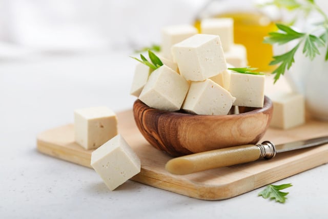 4 manières de cuisiner le tofu pour (et enfin l’aimer ! )