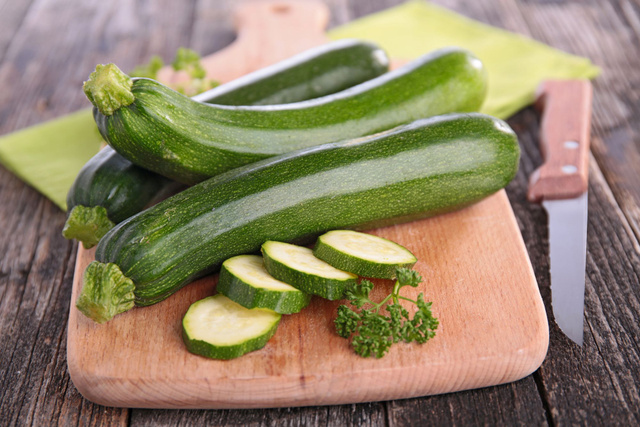 Courgette : comment éviter qu’elle ne rende trop d’eau à la cuisson ?