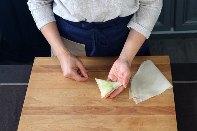 On vous livre la technique pour plier vos feuilles de brick facilement