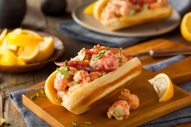 Lobster roll Adobe Stock