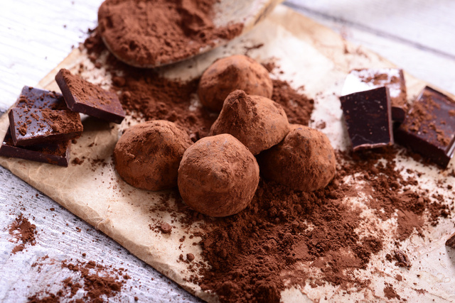Nina Métayer vous apprend à faire ses truffes au chocolat (et c'est un jeu d'enfant)